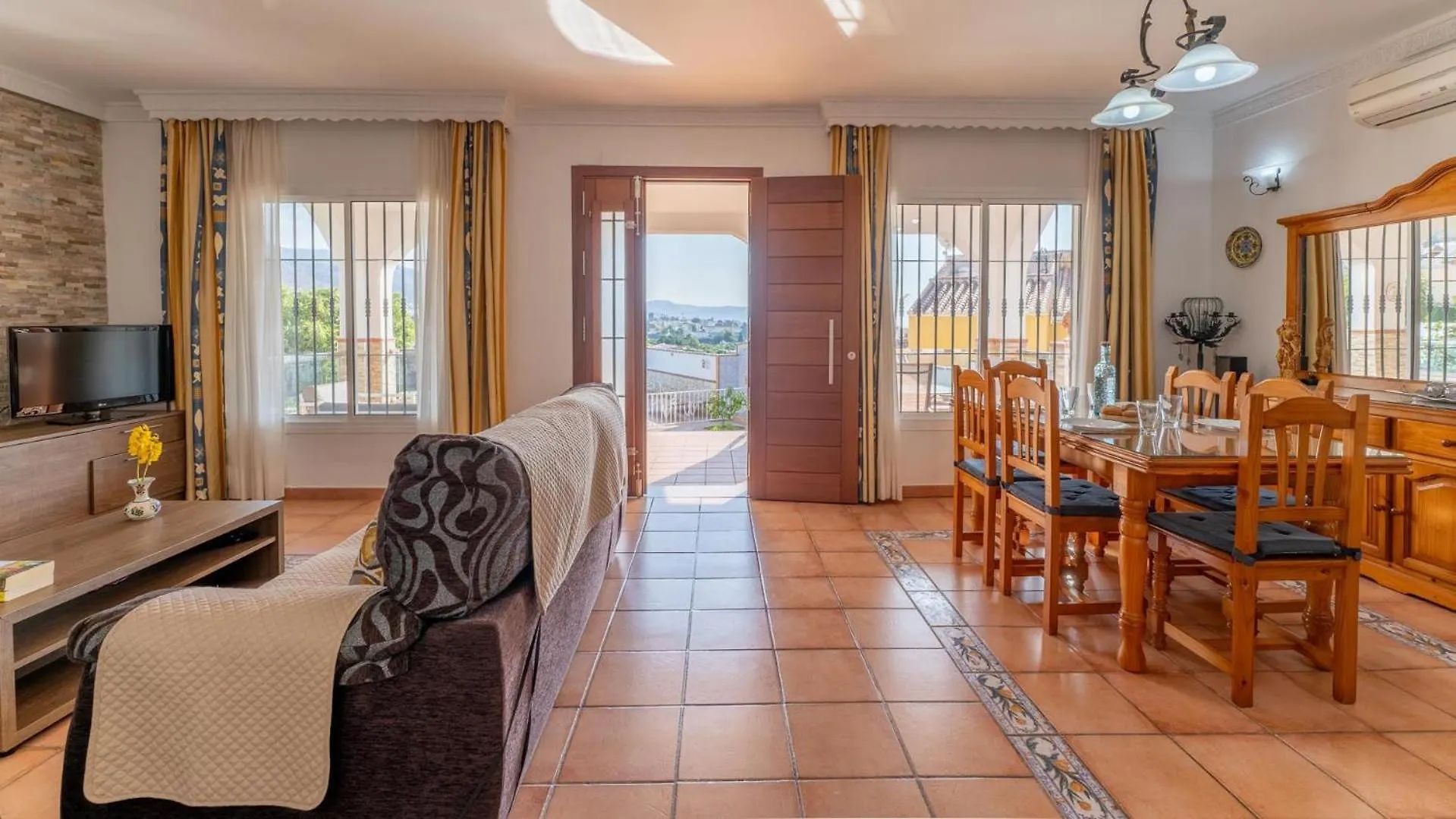 Villa Lola Casitas Select Nerja 0*,  Espanha